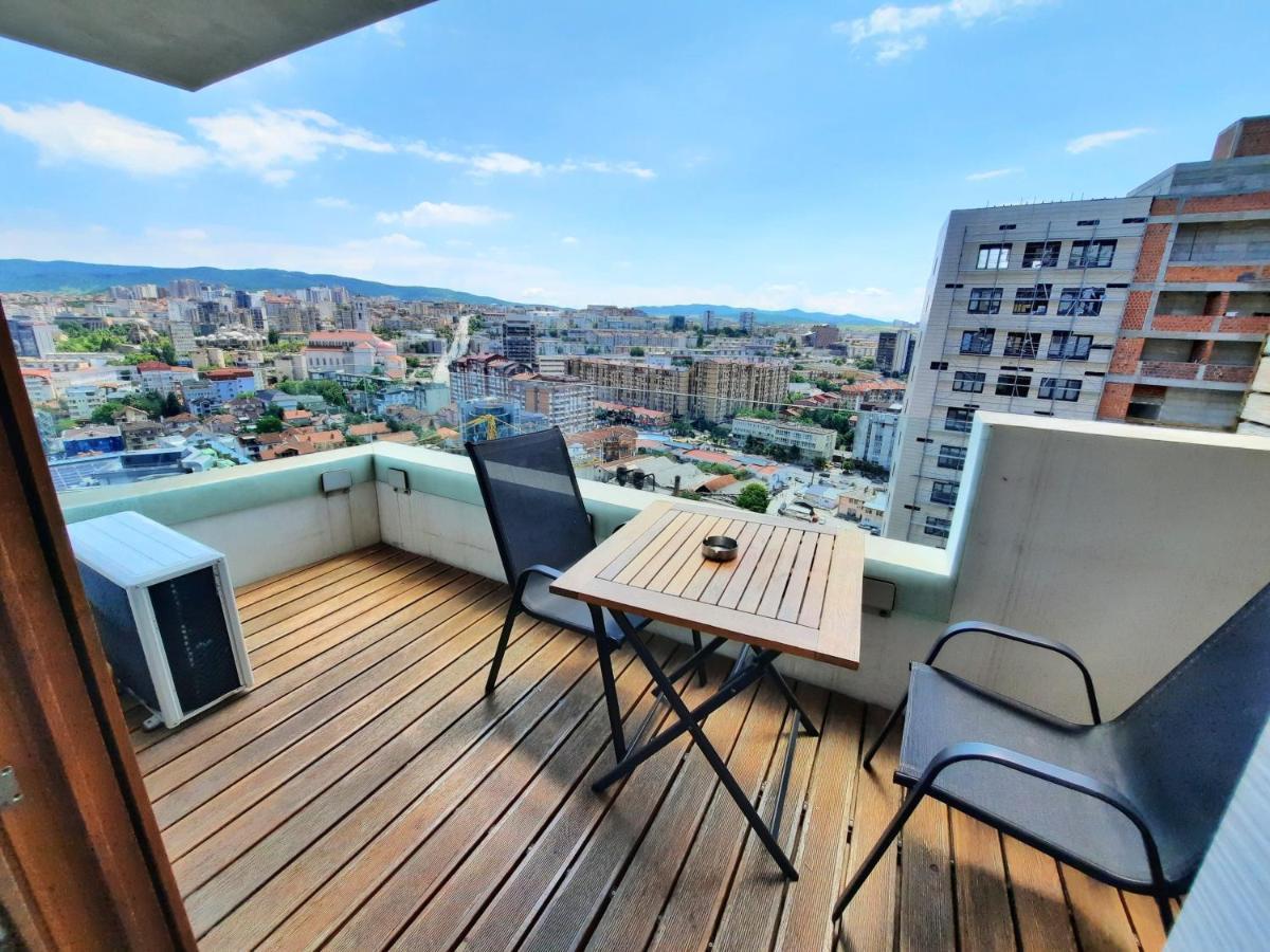 פרישטינה Luxury Sky View Apartment מראה חיצוני תמונה