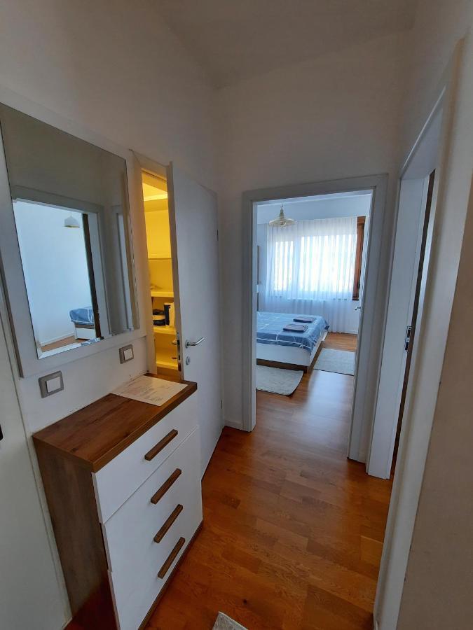 פרישטינה Luxury Sky View Apartment מראה חיצוני תמונה